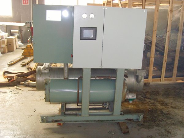 五峰酒店中央空调不停机清洗方法介绍